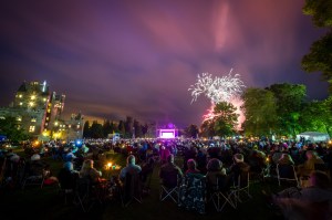 picture by fraser band 07984 163 256 fraserband.co.uk ------------------------------------------------------------ The Prom at Glamis, Glamis Castle, 2012 with the RSNO